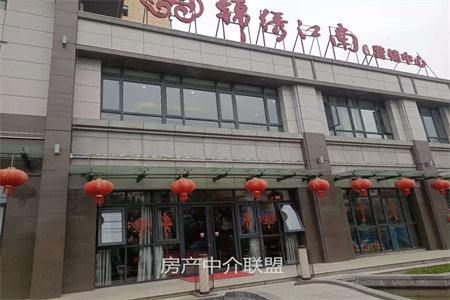 城南荆善南苑3室1厅1卫107m2简单装修